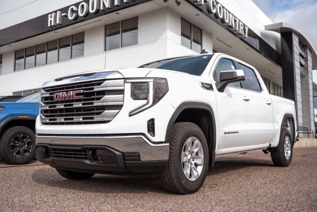 2026 GMC Sierra 1500 SLE's photo