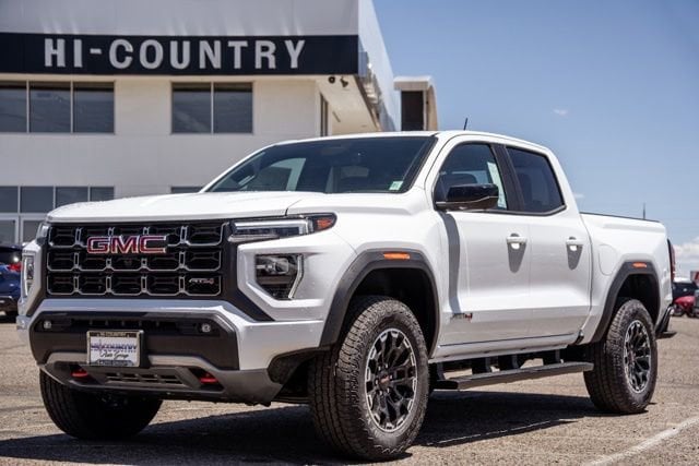 2026 GMC Canyon 4WD AT4 Crew Cab Short Box's photo