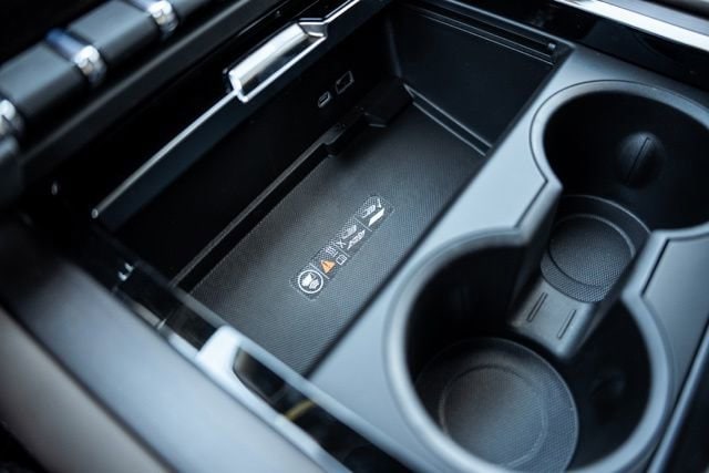 2026 GMC Yukon XL Denali Ultimate - Photo 24