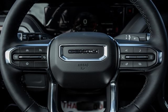 2026 GMC Yukon XL Denali - Photo 17
