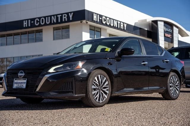 2023 Nissan Altima SV