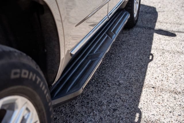 2024 GMC Yukon SLT - Photo 12