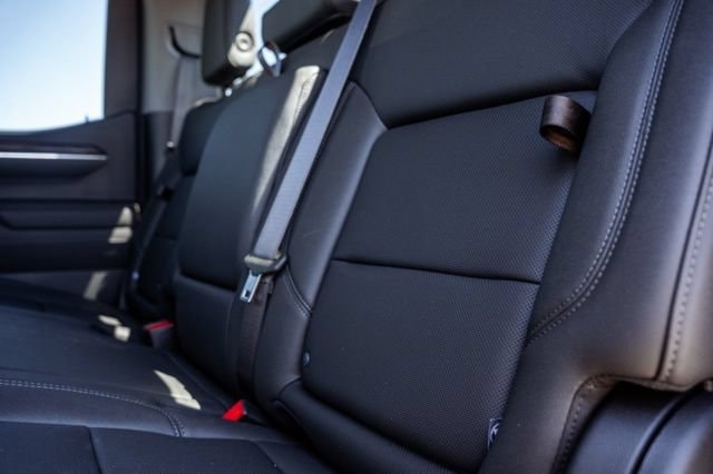 2026 GMC Sierra 1500 SLT - Photo 32