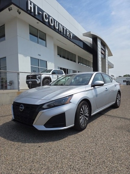 2023 Nissan Altima 2.5 SV Sedan