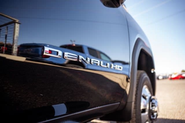 2026 GMC Sierra 3500HD Denali - Photo 11