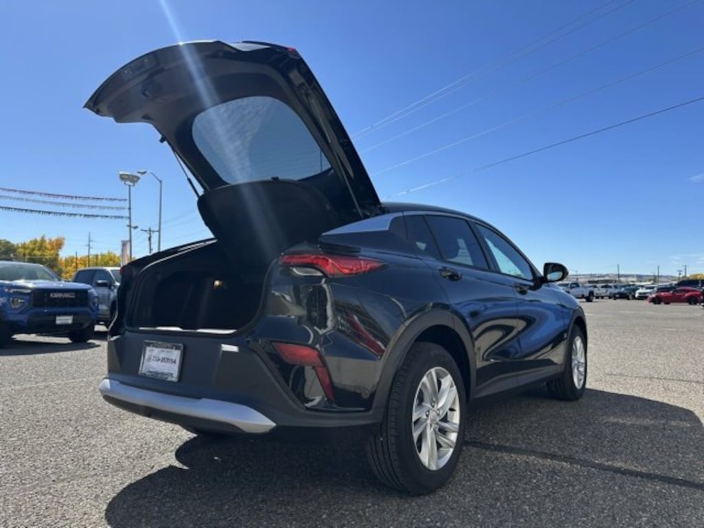 New 2026 Buick Envista Preferred SUV