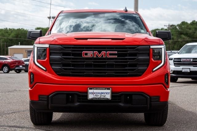 2026 GMC Sierra 1500 Pro - Photo 2