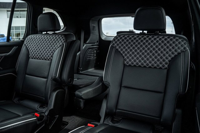 2027 GMC Acadia Denali - Photo 30