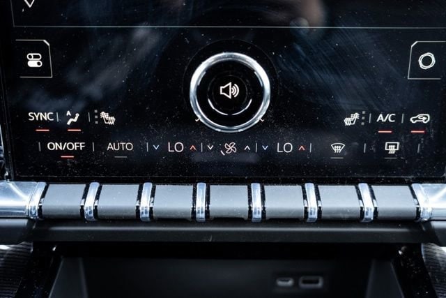 2026 GMC Yukon XL Elevation - Photo 22