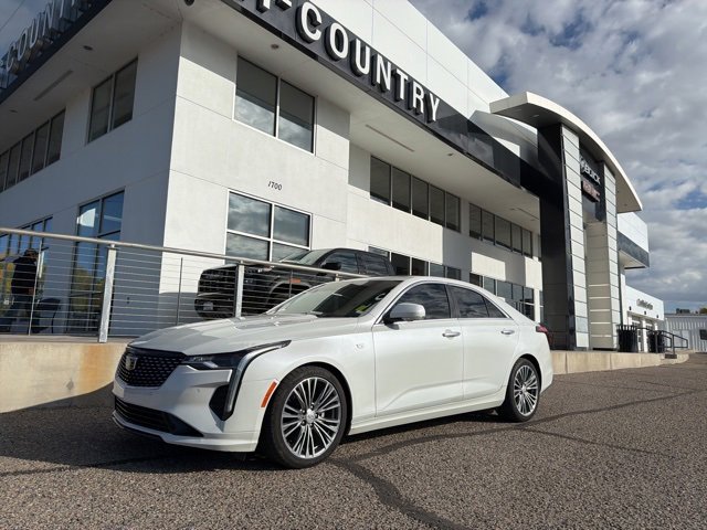 2023 Cadillac CT4 Premium Luxury