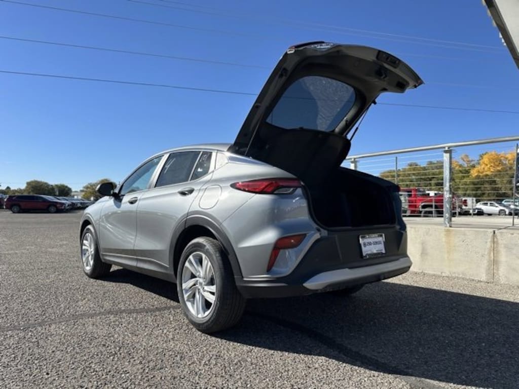 New 2026 Buick Envista Preferred SUV