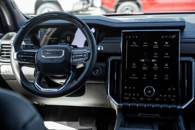 2026 GMC Acadia Denali - Photo 17