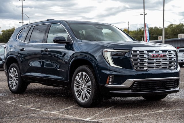 2027 GMC Acadia Denali - Photo 3