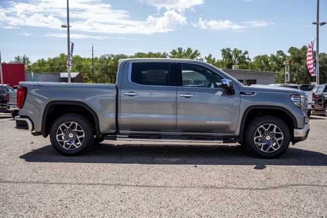 2026 GMC Sierra 1500 SLT - Photo 4