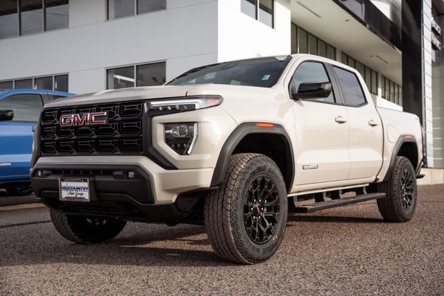2026 GMC Canyon Elevation's photo