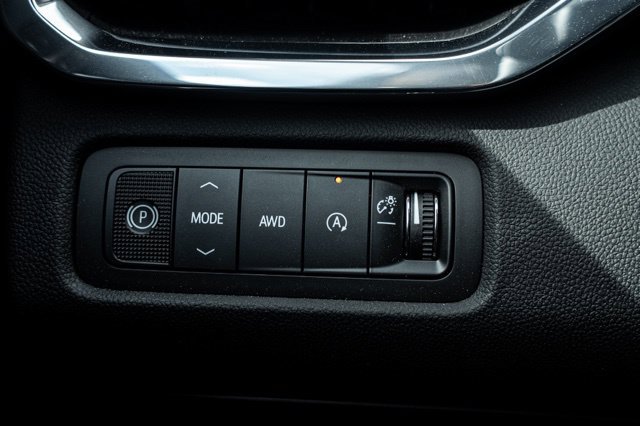 2027 GMC Acadia Denali - Photo 18