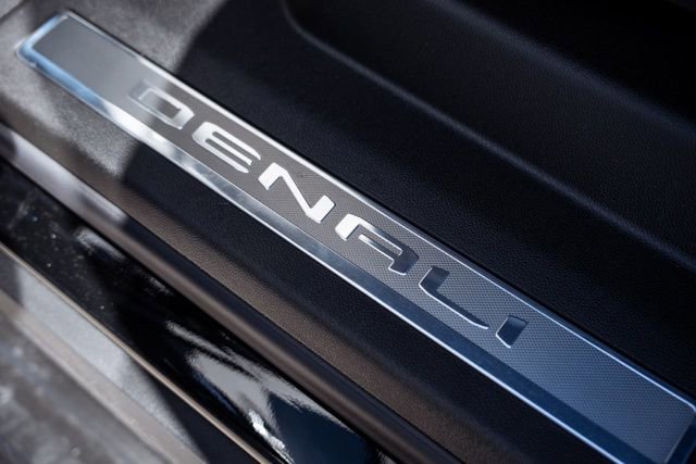 2026 GMC Yukon XL Denali - Photo 31