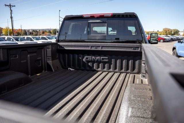 2026 GMC Sierra 3500HD Denali - Photo 8