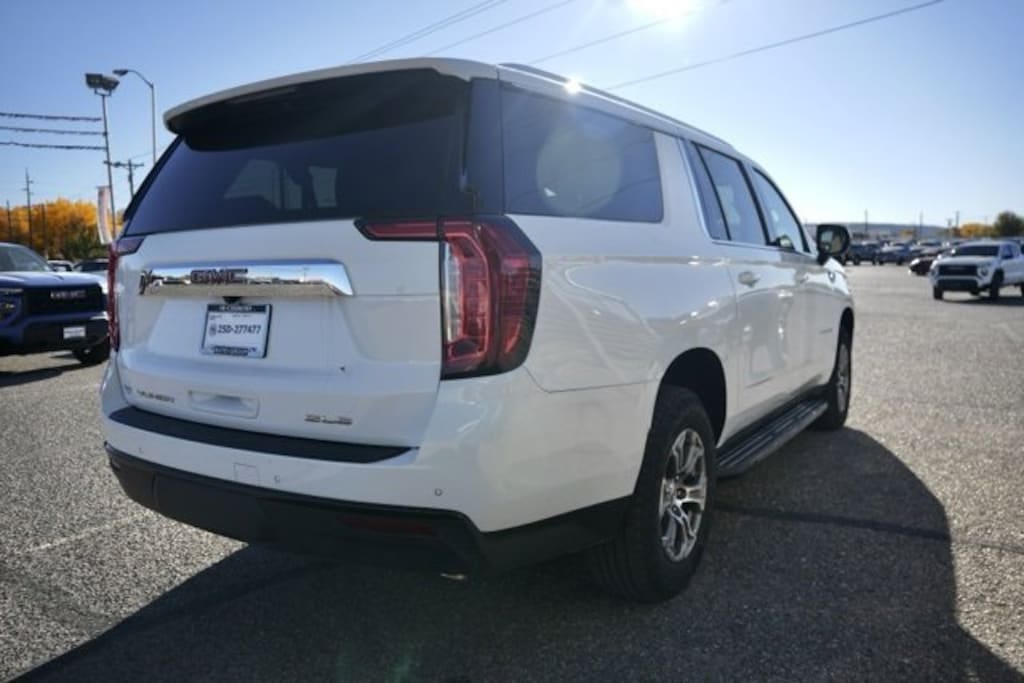 Used 2023 GMC Yukon XL SLE SUV