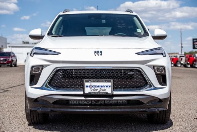 2026 Buick Encore GX Sport Touring - Photo 2