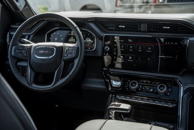 2026 GMC Sierra 1500 AT4X - Photo 18