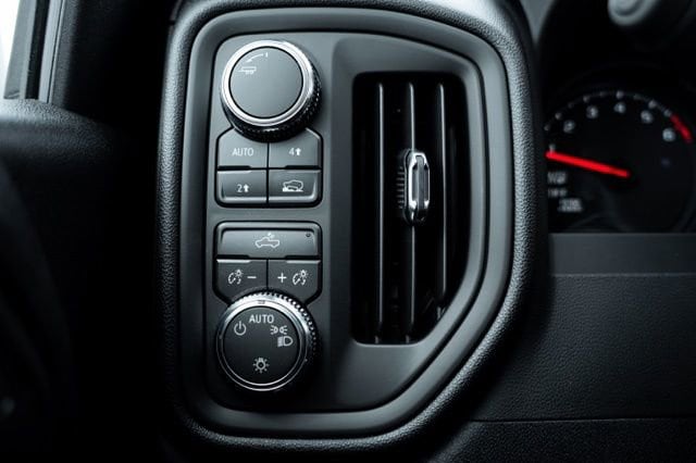 2026 GMC Sierra 1500 Pro - Photo 18