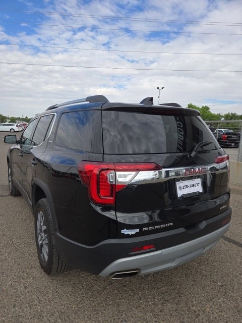 2023 Gmc Acadia SLT photo 2