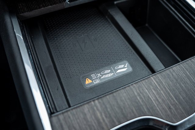 2027 GMC Acadia Denali - Photo 22