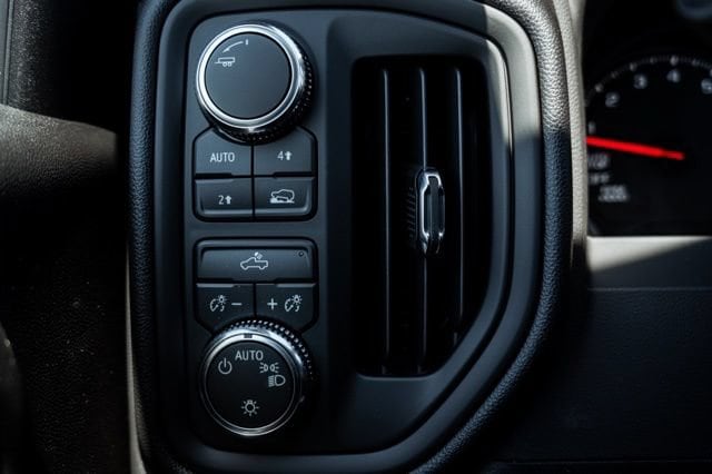 2026 GMC Sierra 1500 Pro - Photo 16