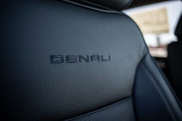 2026 GMC Sierra 3500HD Denali - Photo 36