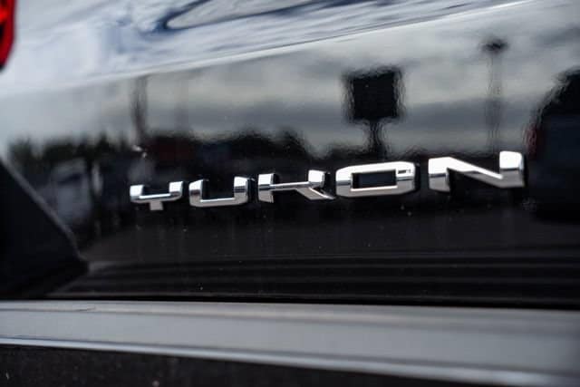 2026 GMC Yukon XL Denali - Photo 10