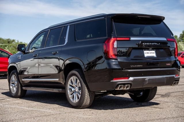 2026 GMC Yukon XL Denali - Photo 7