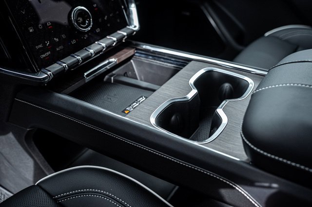 2027 GMC Acadia Denali - Photo 24