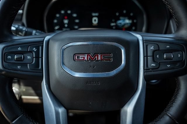 2024 GMC Yukon XL SLT - Photo 17