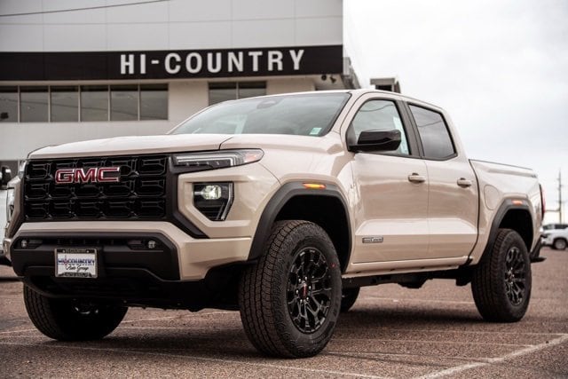 2026 GMC Canyon Elevation's photo