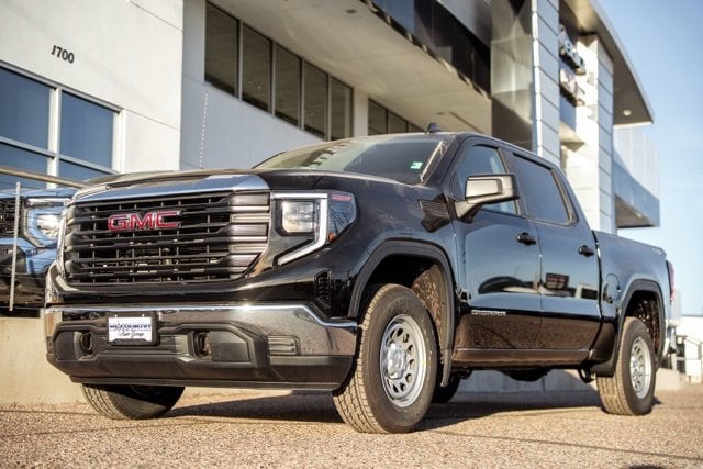 2026 GMC Sierra 1500 Pro's photo