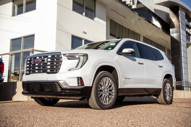 2026 GMC Acadia Denali's photo
