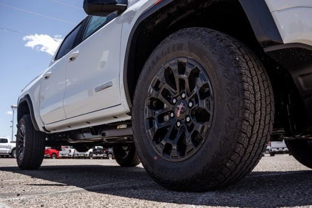 2026 GMC Canyon Elevation - Photo 13