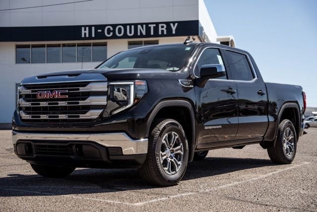 2026 GMC Sierra 4WD Crew Cab Short Box SLE's photo