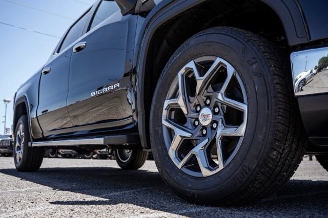 2026 GMC Sierra 1500 SLT - Photo 15
