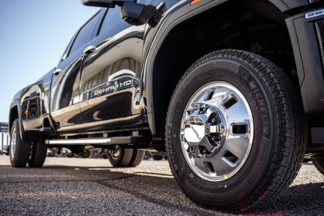 2026 GMC Sierra 3500HD Denali - Photo 14