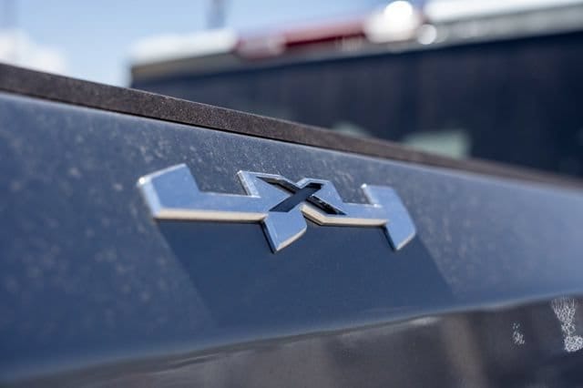 2026 GMC Sierra 1500 SLT - Photo 13