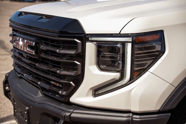 2026 GMC Sierra 1500 AT4X - Photo 16