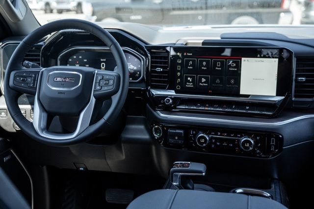 2026 GMC Sierra 1500 SLT - Photo 18