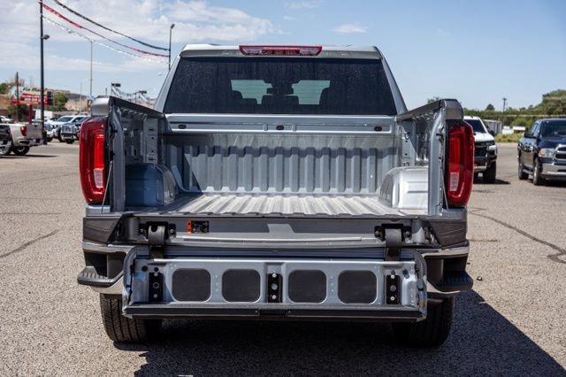 2026 GMC Sierra 1500 SLT - Photo 9