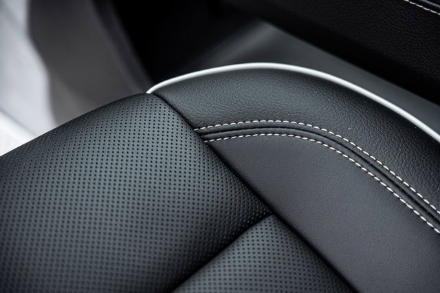 2027 GMC Acadia Denali - Photo 29