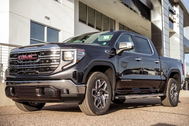 2026 GMC Sierra 1500 SLT's photo