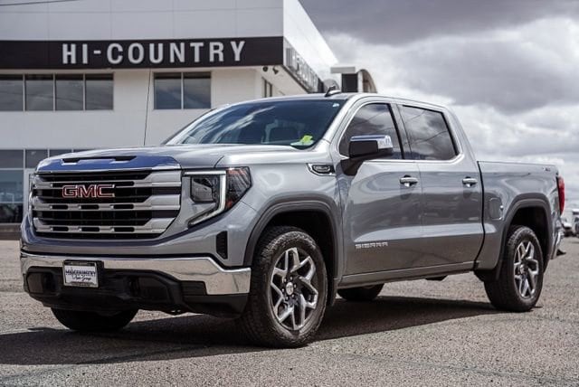 2023 GMC Sierra 4WD Crew Cab Short Box SLE's photo