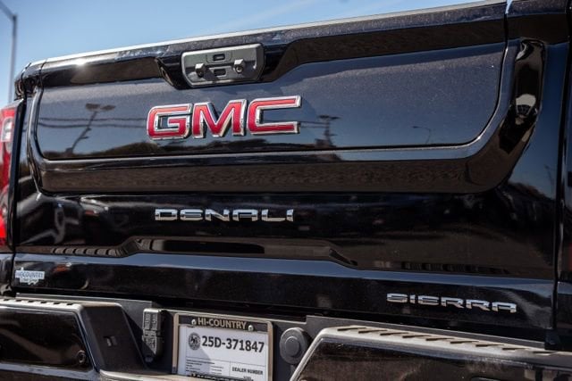 2026 GMC Sierra 3500HD Denali - Photo 10