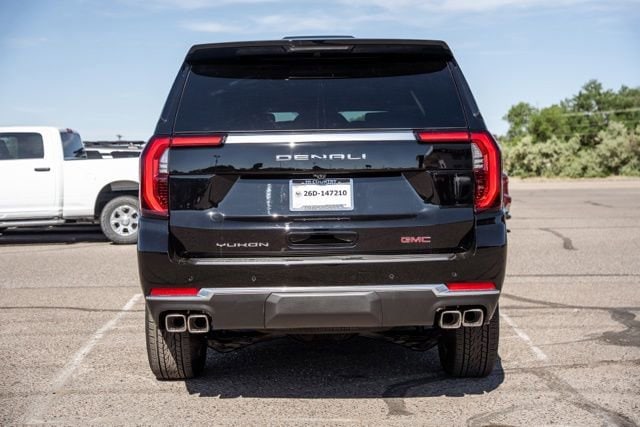 2026 GMC Yukon XL Denali - Photo 6